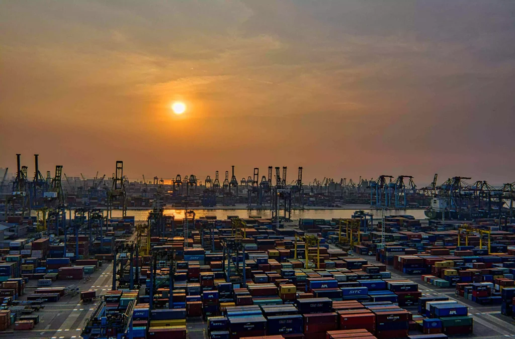 Role of Technology in Cross-Docking